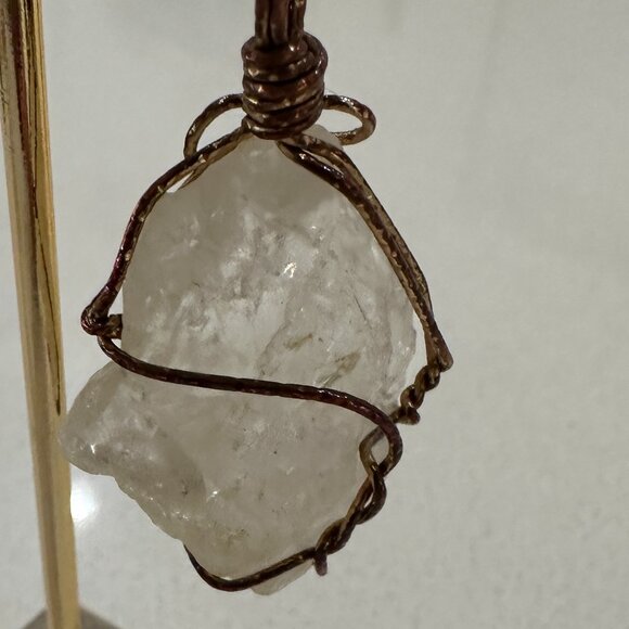 Artisan Vintage Wired Wrapped Clear Quartz Pendant - Picture 7 of 7